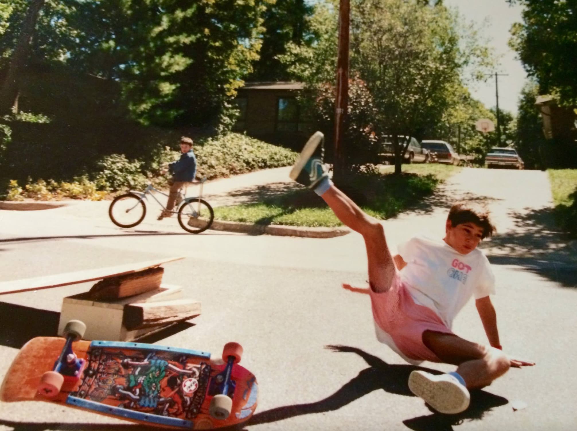 23 Old-Time Photos of People Absolutely Failing At Life